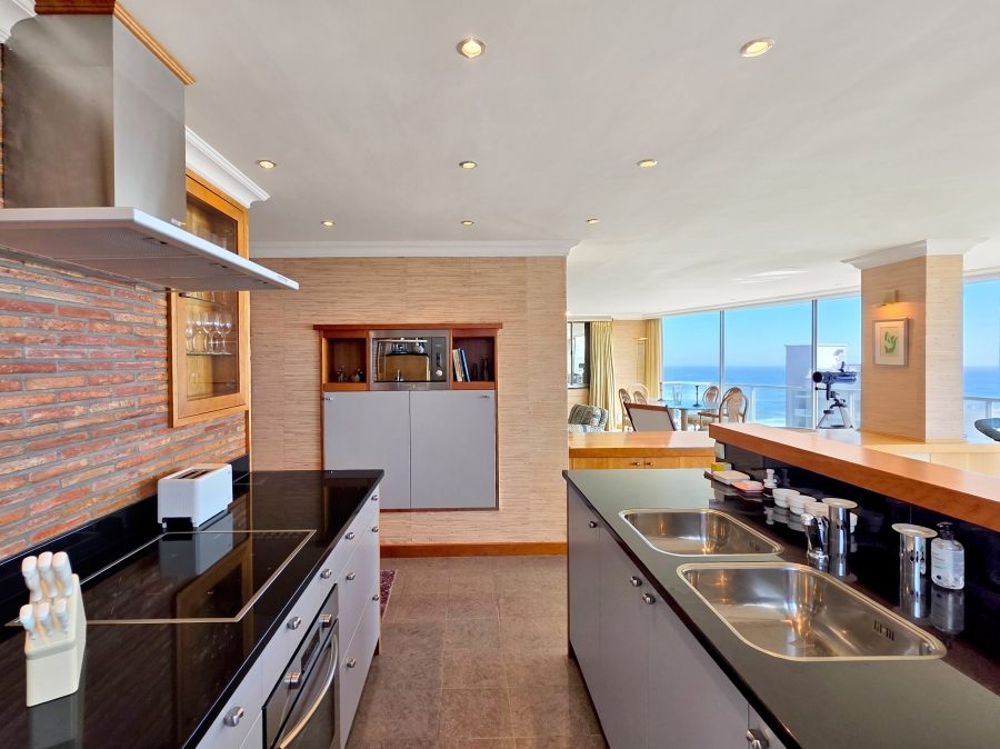 2 Bedroom Property for Sale in Bantry Bay Western Cape